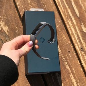 Fitbit Alta HR